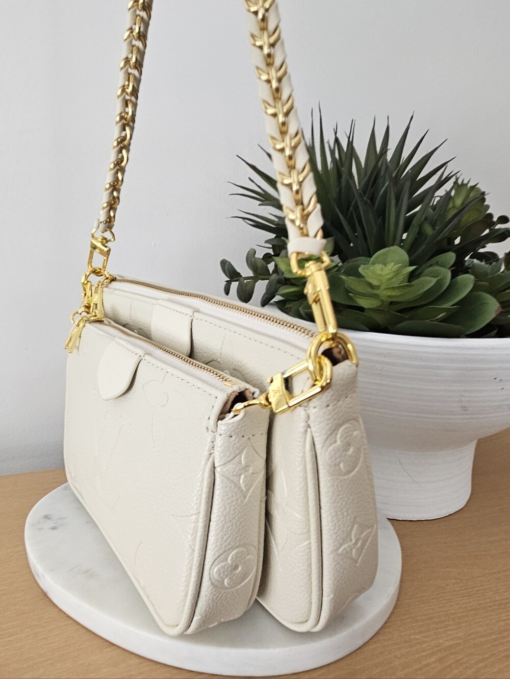 Designer Inspired Cream Monogram Shoulder Bag - Picture 3 of 5